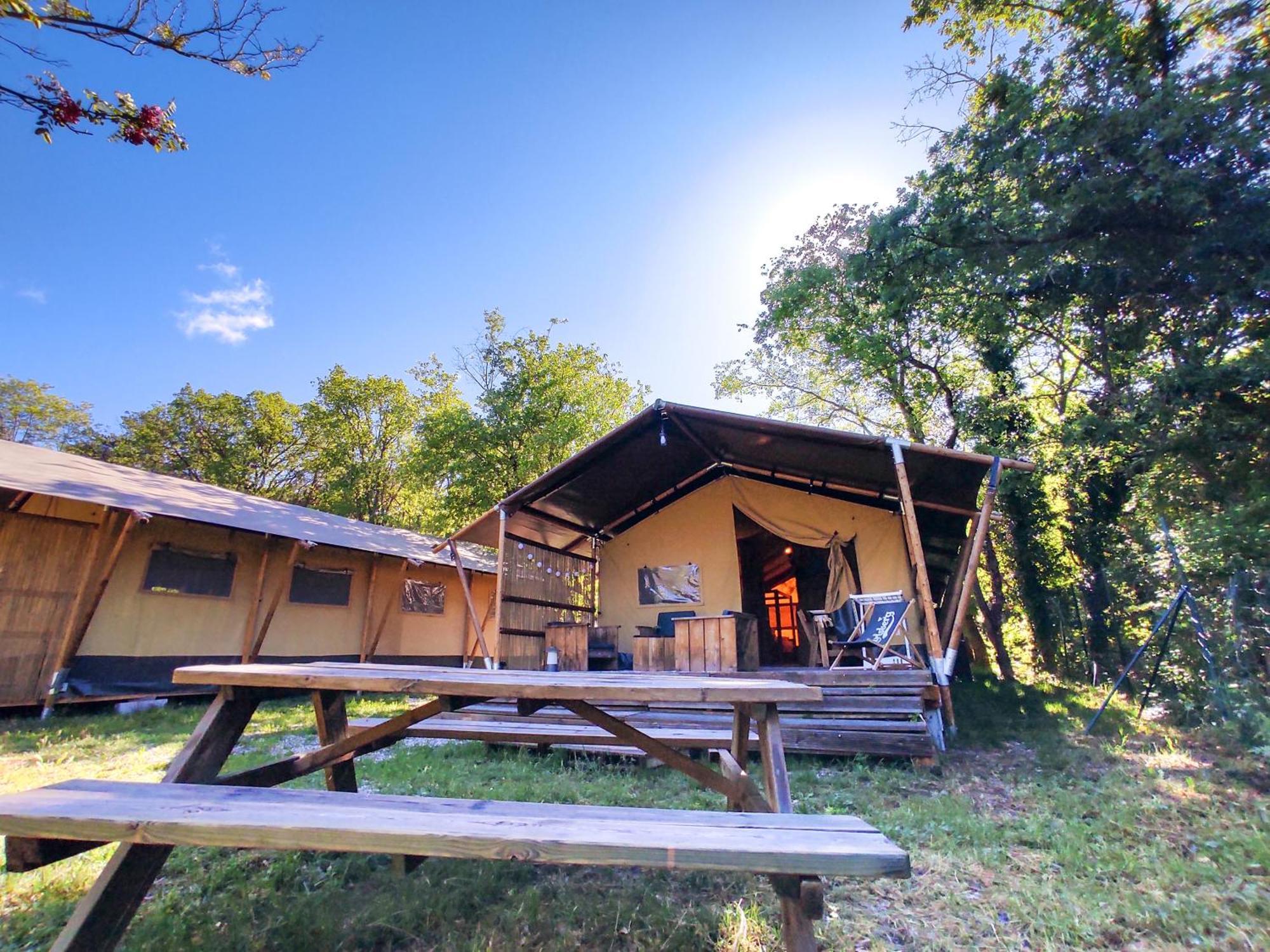 Camping La Grangeonne Esparron-de-Verdon Bagian luar foto